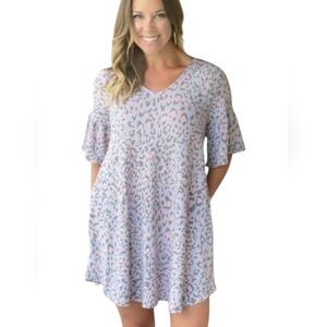 Emerald Pink and Gray Leopard Print Mini Swing Dress V-Neck 3/4 Sleeve Size M